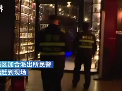 广西一酒吧私自营业，多人扎堆喝酒至凌晨